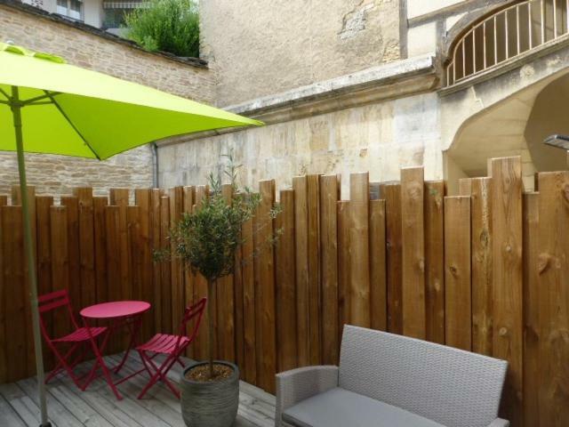 Insolite Appart Pasteur Apartment Dijon Luaran gambar