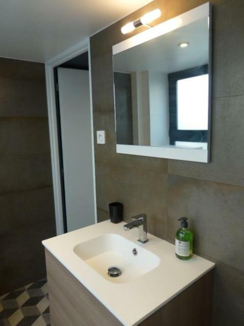 Insolite Appart Pasteur Apartment Dijon Luaran gambar